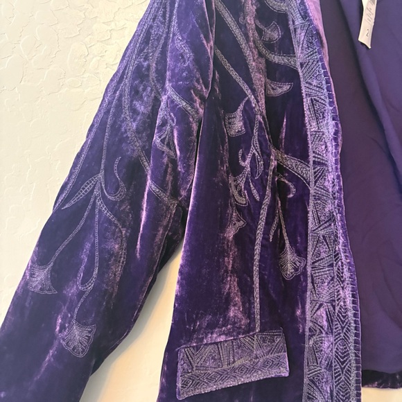 Chico's dark purple velvet embroidered jacket size 2 large NEW with tag - Picture 16 of 16